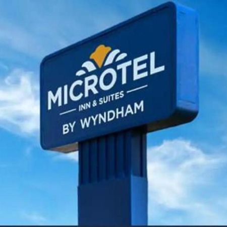 Microtel Inn & Suites By Wyndham Woodland Park Exterior photo