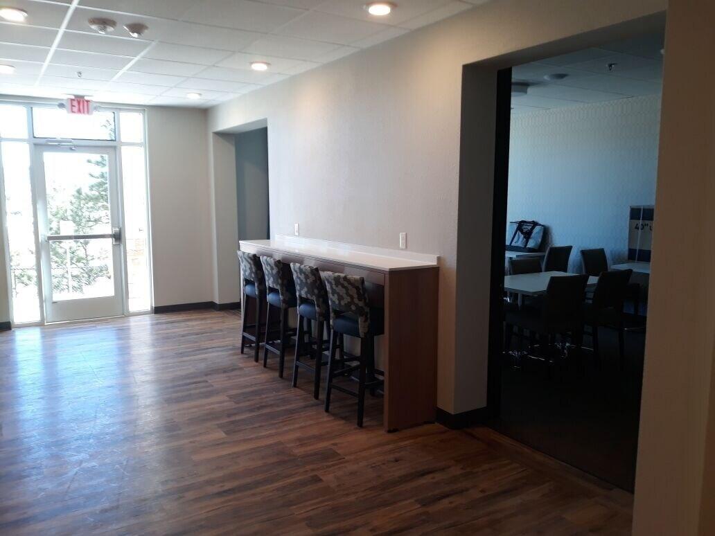 Microtel Inn & Suites By Wyndham Woodland Park Exterior photo